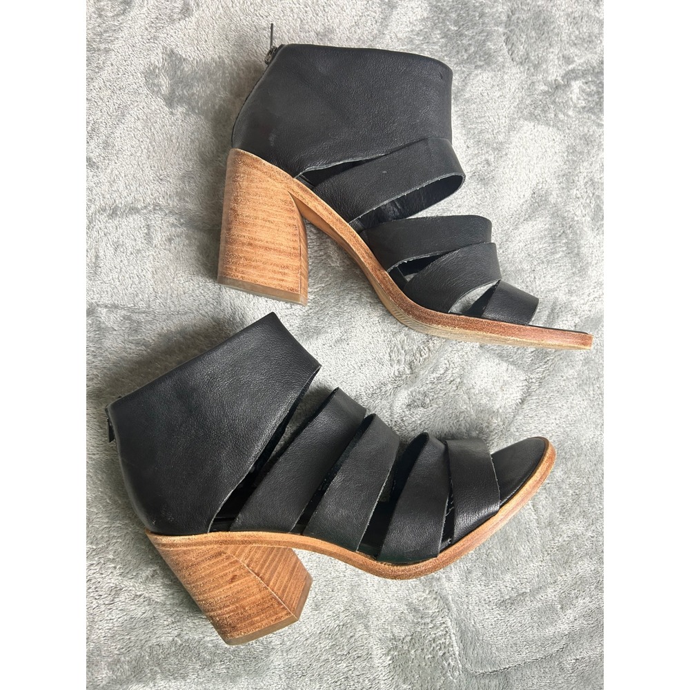 Frye Tash Black Leather Strappy Block Heel Sandals Booties Back Zip Size 9